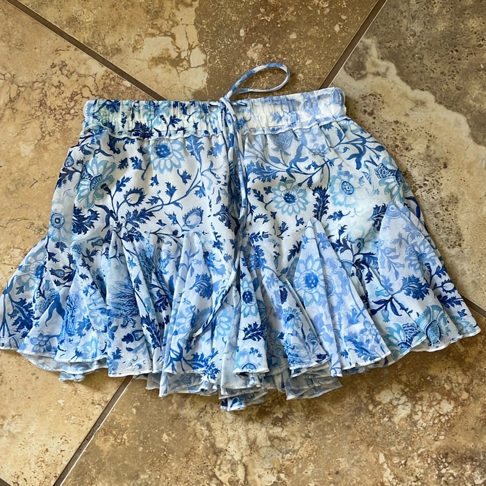 Olivaceous skirt